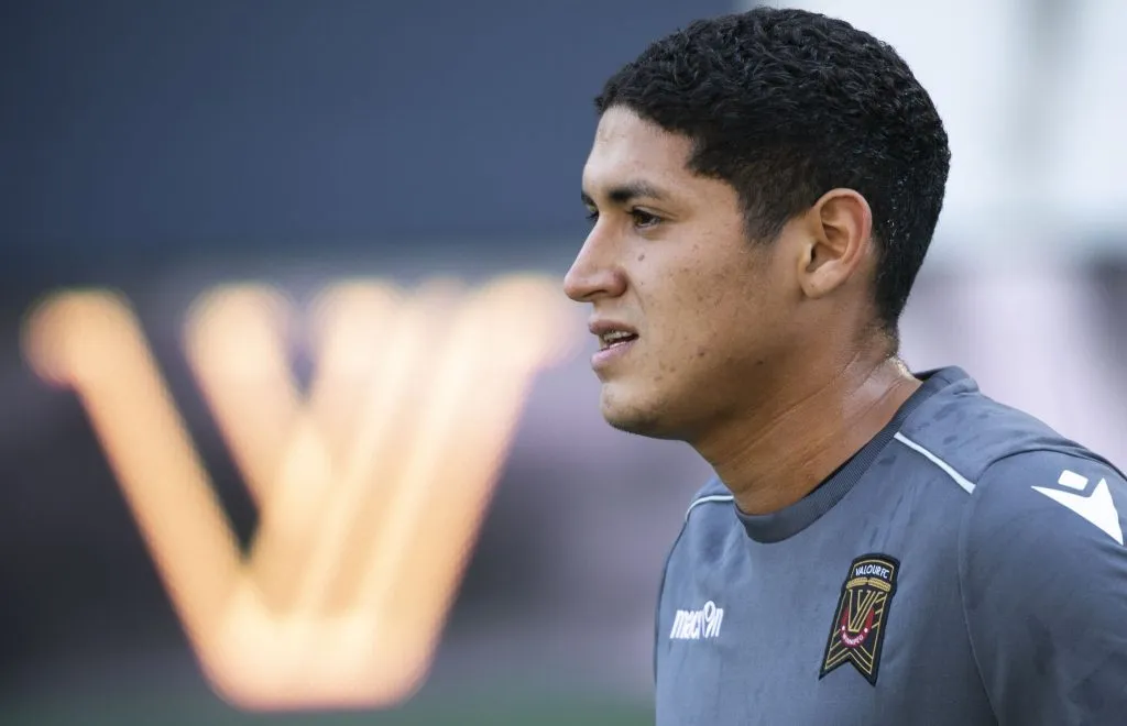 Jared Ulloa jugando en Canadá. (Foto: Twitter).