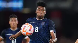 El delantero que podría reemplazar al 9 ecuatoriano.