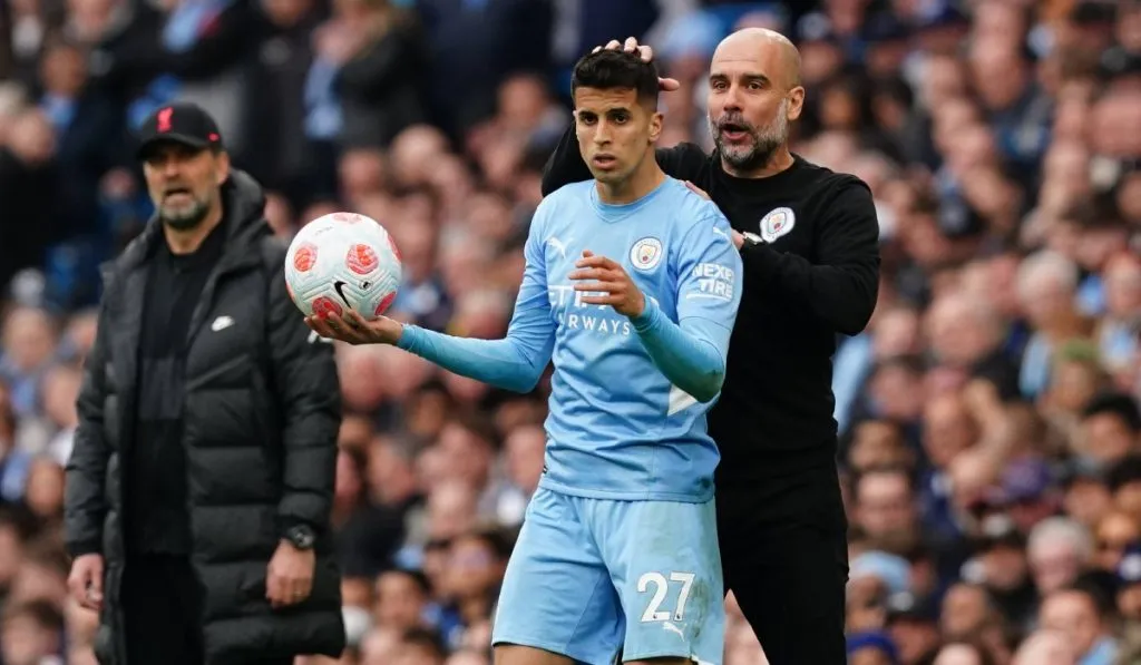 Joao Cancelo y Guardiola antes de sus rencillas en Manchester City: IMAGO