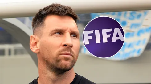 Messi y el logo de la FIFA.