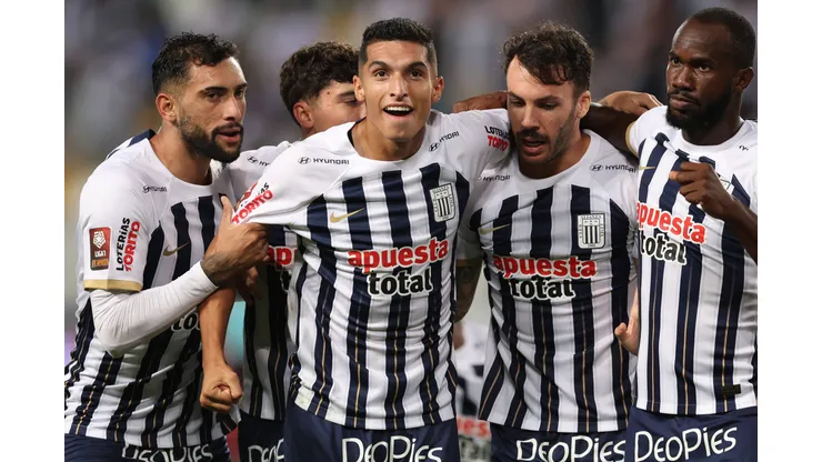 Crack de Alianza Lima dejaría el club ahora