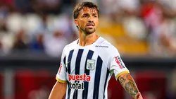 Gabriel Costa jugando para Alianza Lima.