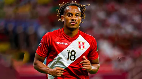André Carrillo jugando para Perú y pensando en Alianza Lima.