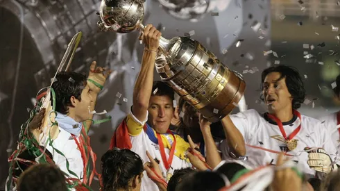 Fueron campeónes de Libertadores 2008 y ahora se ofrecen para dirigir a Liga de Quito