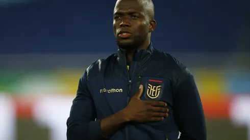 RIO DE JANEIRO, BRAZIL - JUNE 20: Enner Valencia of Ecuador sings his national anthem before a Group B match between Venezuela and Ecuador as part of Copa America Brazil 2021 at Estadio Olímpico Nilton Santos on June 20, 2021 in Rio de Janeiro, Brazil. (Photo by Wagner Meier/Getty Images)