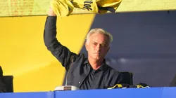 José Mourinho durante una presentación para la historia de Fenerbahce.