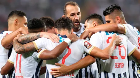 Alianza Lima jugando en Perú
