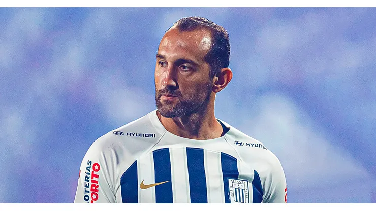 Hernán Barcos, delantero de Alianza Lima.