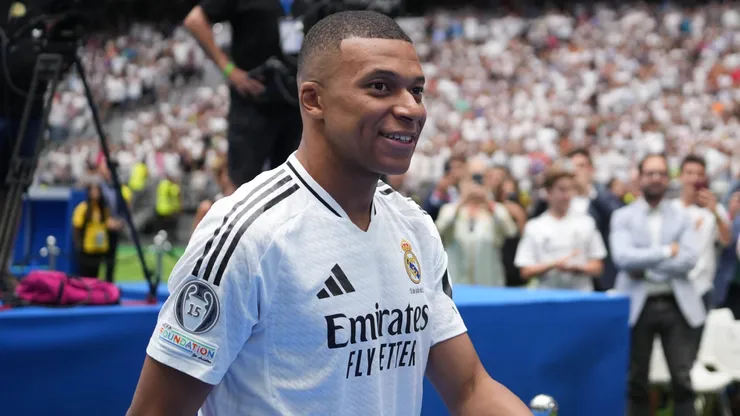 Kylian Mbappé se compra un club tras fichar por Real Madrid.