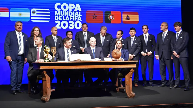 Argentina, Uruguay y Paraguay presentaron oficialmente su candidatura a la FIFA para la Copa del Mundo del 2030.