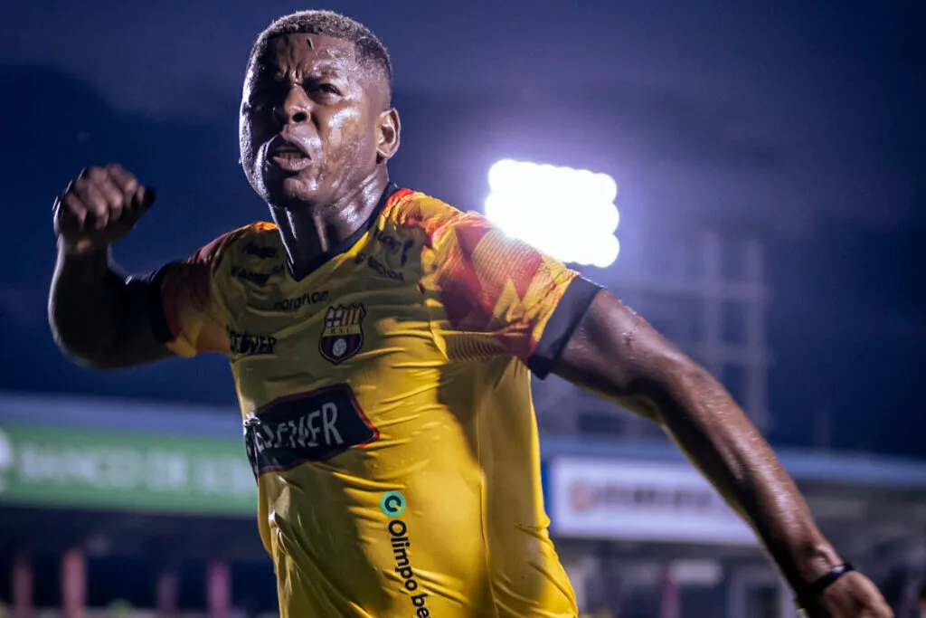 El ‘Loco’ jugó algunos partidos en esta temporada con Barcelona SC. (Foto: API)