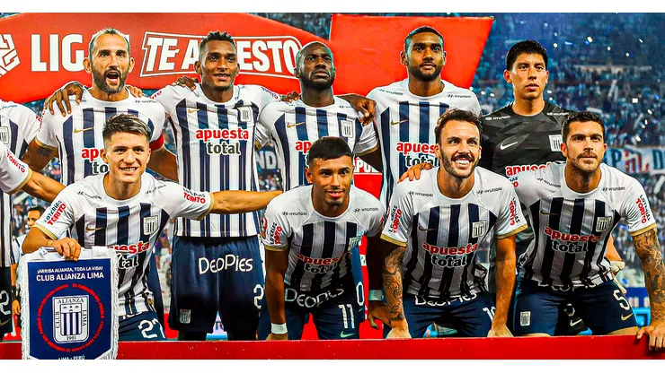 Alianza Lima formado en la Liga 1 de Perú.
