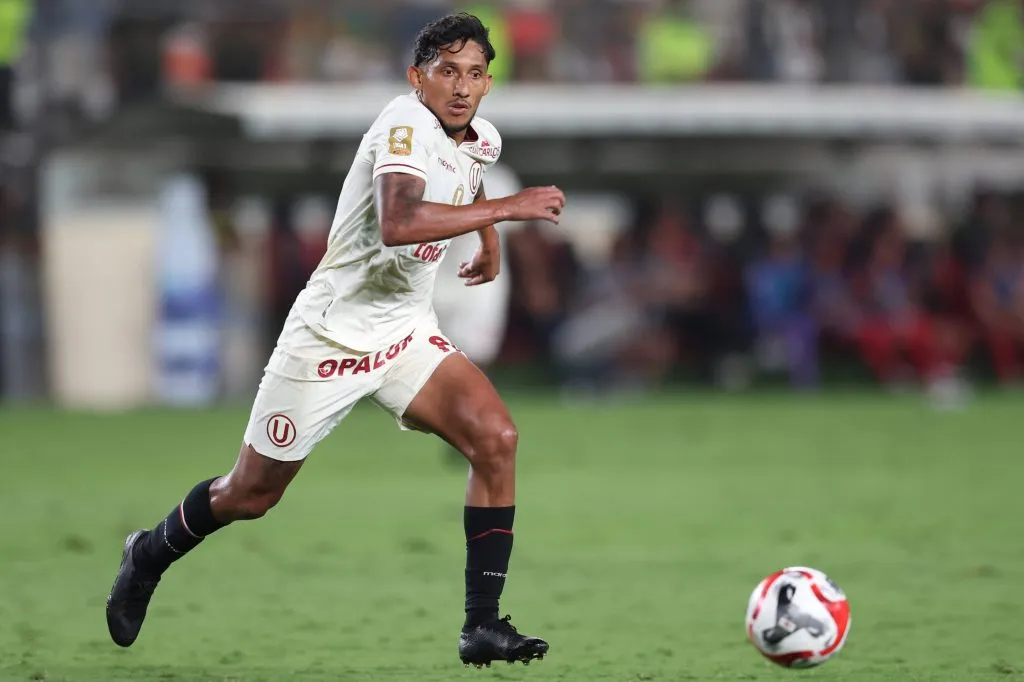Christofer Gonzáles jugando la Liga 1. (Foto: IMAGO).