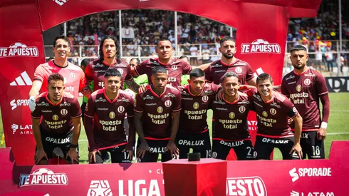 Alineación titular de Universitario contra Alianza Lima
