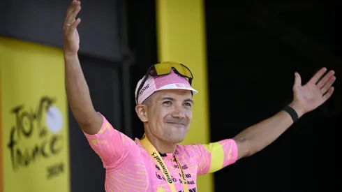 Richard Carapaz ganó la etapa 17 del Tour de Francia