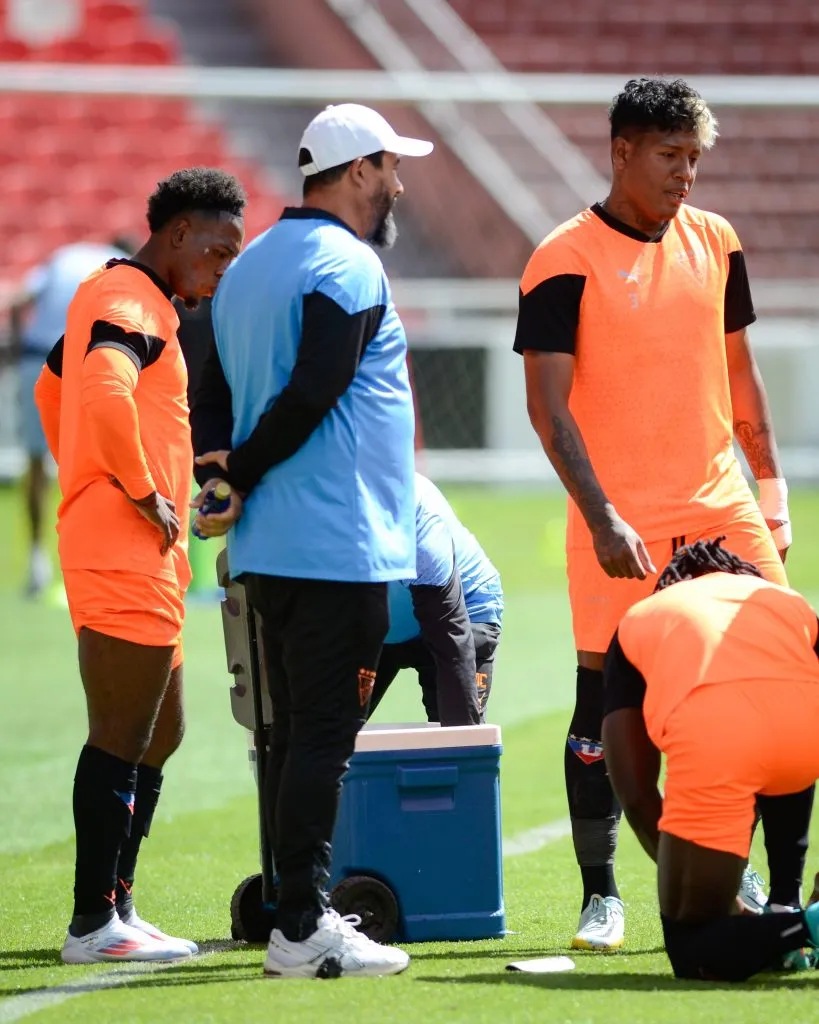 “Vitamina” aún no debuta como DT de Liga de Quito. (Foto: @LDU_Oficial)