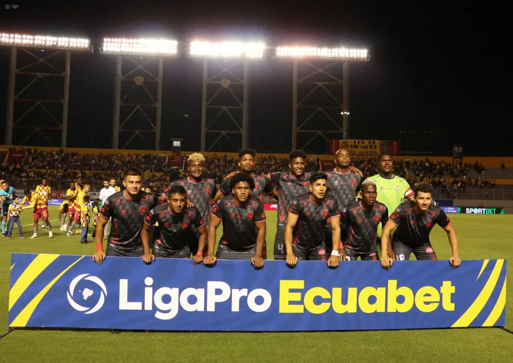 Los problemas económicos pueden llevar a El Nacional a perder la categoría. (Foto: Imago)