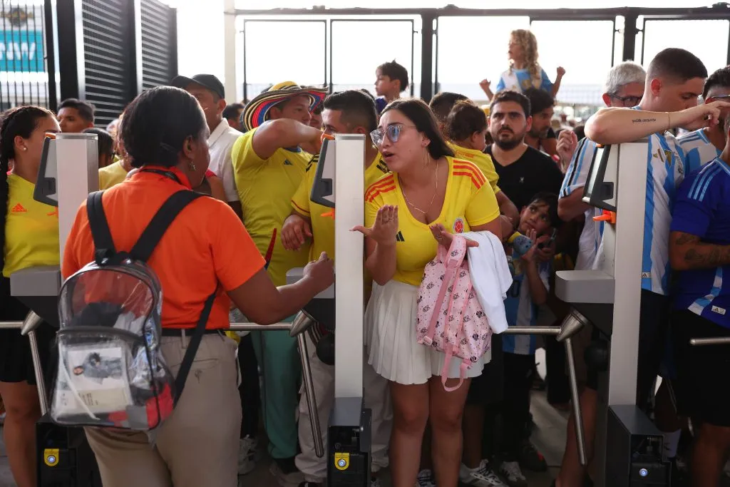 Los incidentes en las afueras del Hard Rock Stadium (Getty)