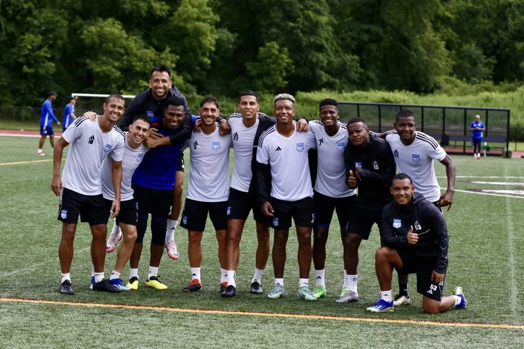 Emelec sigue haciendo su pretemporada en los Estados Unidos. (Foto: @CSEmelec)