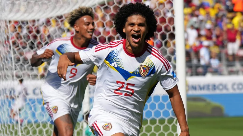 Eduard Bello tuvo una buena Copa América 2024 con Venezuela.