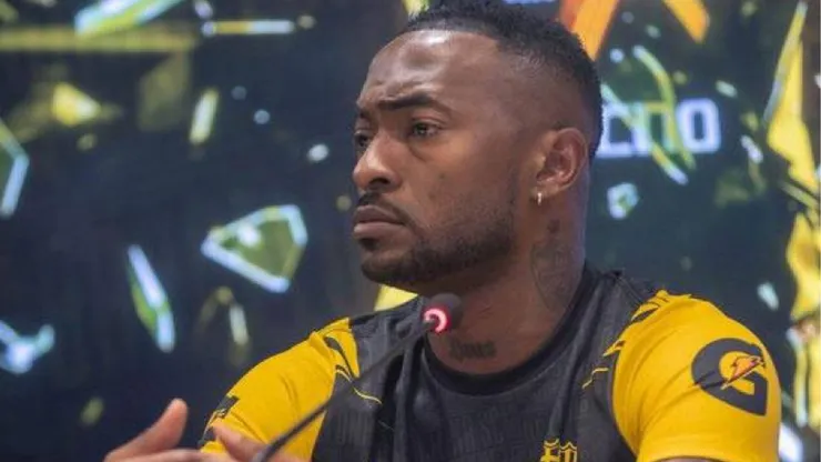 Perlaza estuvo en Barcelona SC en el último año