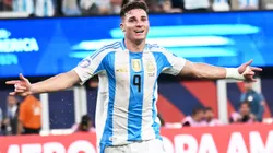 Julián Álvarez sigue sumando goles con Argentina.