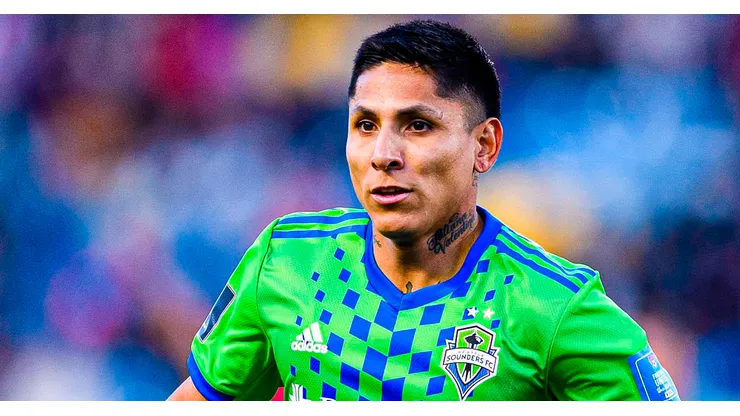 Raúl Ruidíaz jugando para Seattle Sounders, pero sueña con volver a Universitario de Perú.
