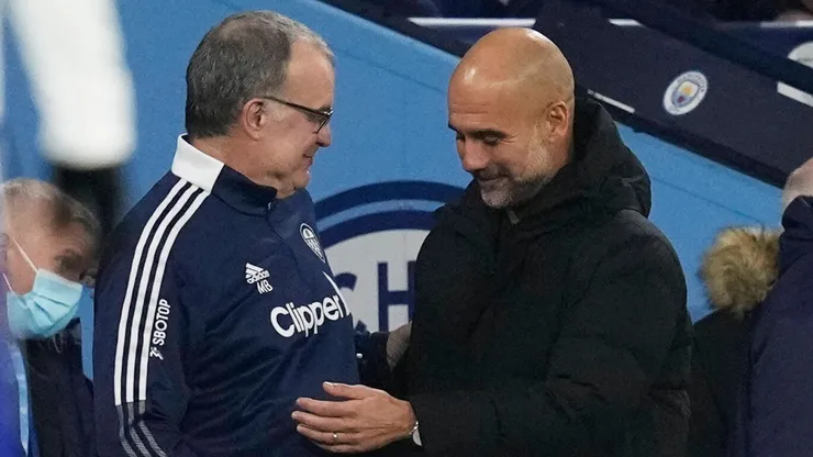 Guardiola cuestiona a quienes critican a Bielsa.