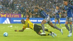 Barcelona y Emelec protagonizan un clásico en Ecuador