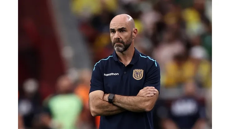 GLENDALE, ARIZONA - JUNE 30: Felix Sanchez Bas, Head Coach of Ecuador looks on during the CONMEBOL Copa America 2024 Group D match between Mexico and Ecuador at State Farm Stadium on June 30, 2024 in Glendale, Arizona. (Photo by Omar Vega/Getty Images)