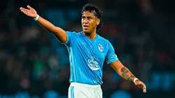 Renato Tapia jugando para Celta.