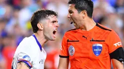 Árbitro peruano le negó saludo a crack en Copa América