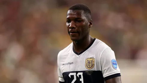 Chelsea reaccionó a la designación de Moisés Caicedo, como el mejor jugador.