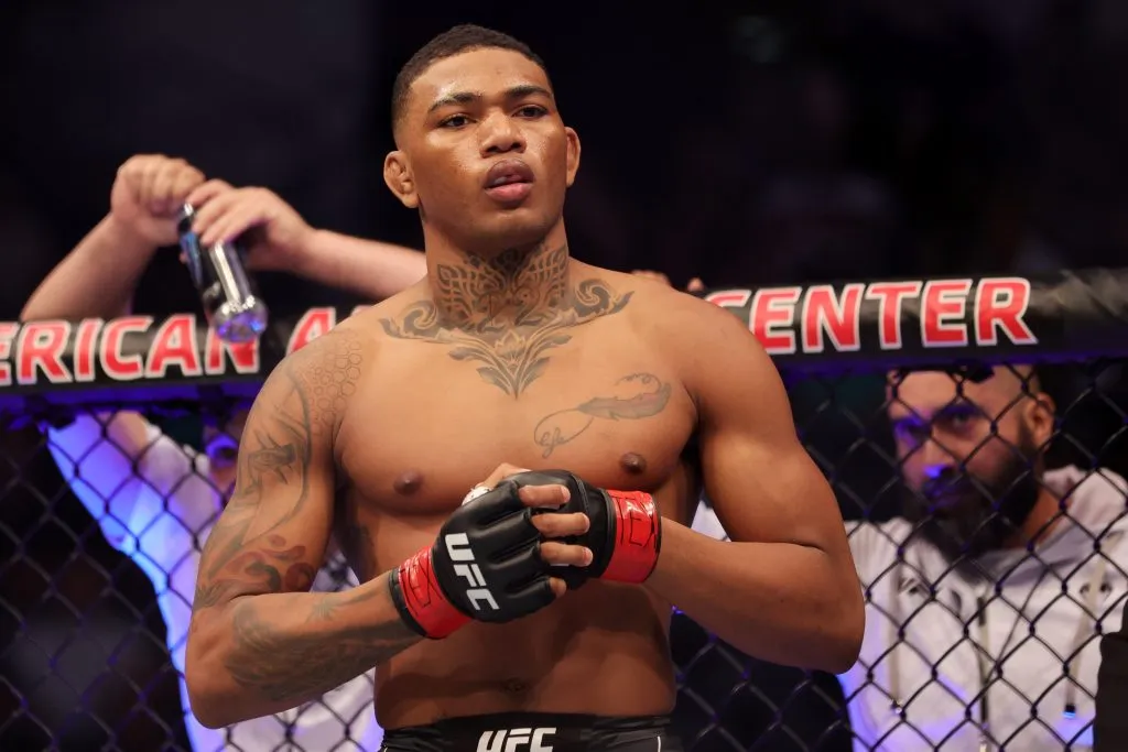 Michael Morales va por el premio económico también en la UFC. (Foto: GettyImages)