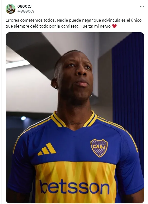 Luis Advíncula víctima de memes tras expulsión. (Foto: Captura de X)