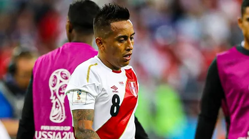 Christian Cueva jugando para Perú.