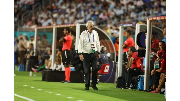 Jorge Fossati tomó decisión polémica para las Eliminatorias