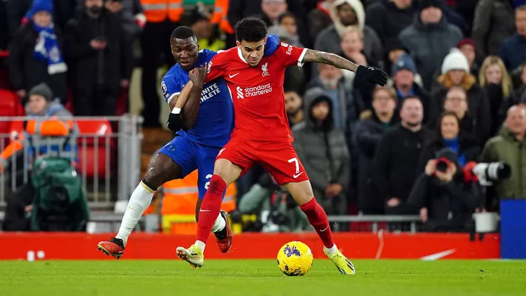 Moisés Caicedo tiene contrato con Chelsea hasta 2031