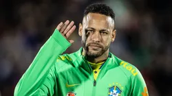 Neymar admitió que no descarta retirarse del fútbol a causa de lo dura que viene siendo la recuperación de su rodilla.
