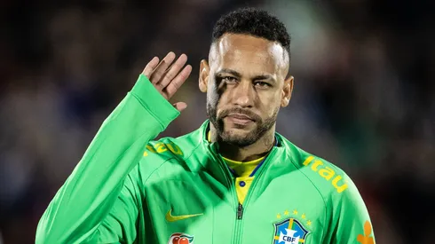 Neymar admitió que no descarta retirarse del fútbol a causa de lo dura que viene siendo la recuperación de su rodilla.
