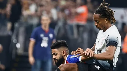 André Carrillo destaca en posición insólita con Corinthians