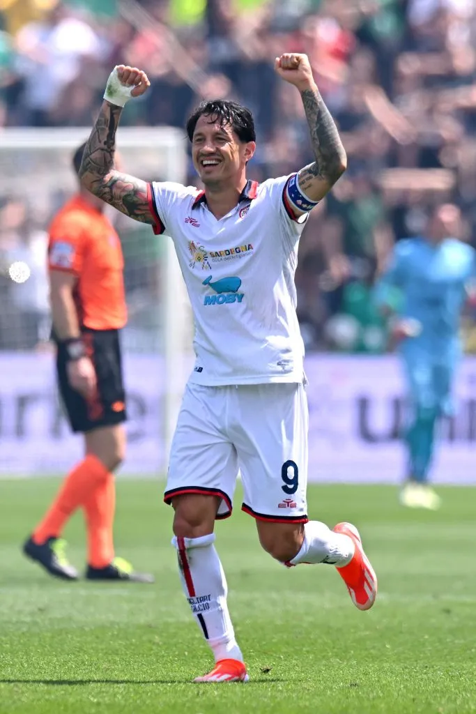 Gianluca Lapadula feliz en Cagliari. (Foto: IMAGO).