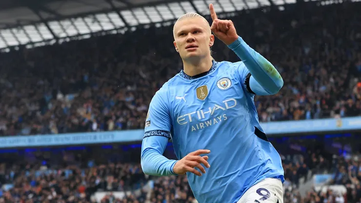Haaland volvió a ser noticia en Europa, donde nadie ha llegado más rápido a los 100 goles.