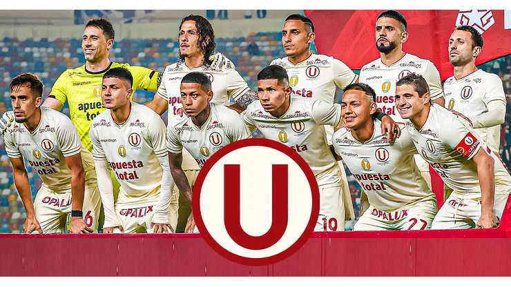 El plantel de Universitario antes de un partido en Perú.