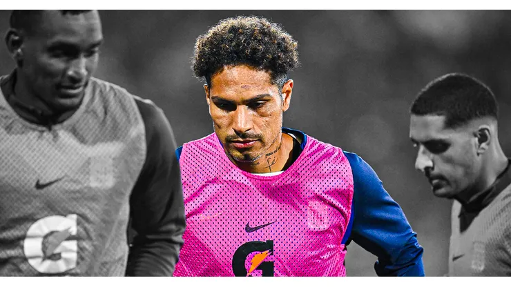 Paolo Guerrero calentando antes de un partido de Alianza Lima.