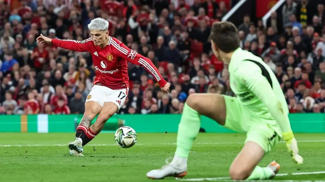 Alejandro Garnacho ya tiene su mejor año en Manchester United: IMAGO