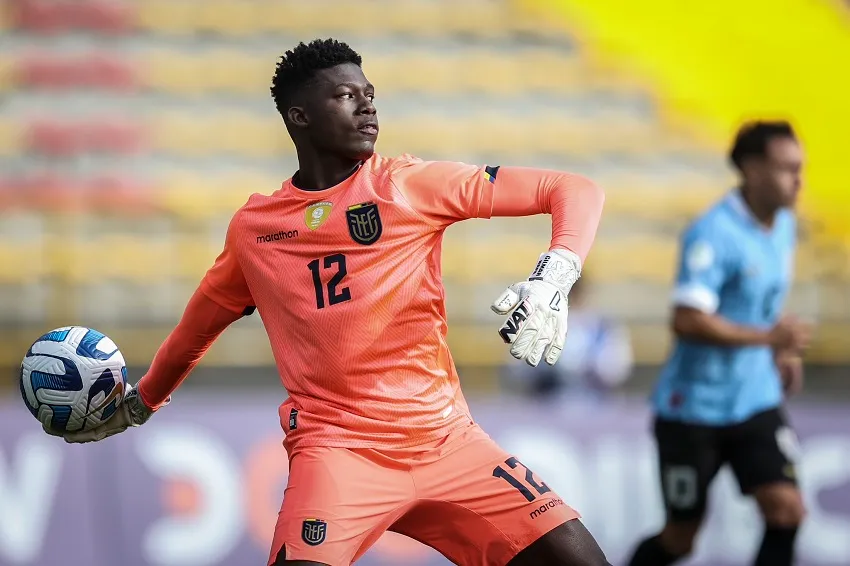 Gilmar Napa en el sudamericano Sub-20 con Ecuador. (Foto: @LaTri)