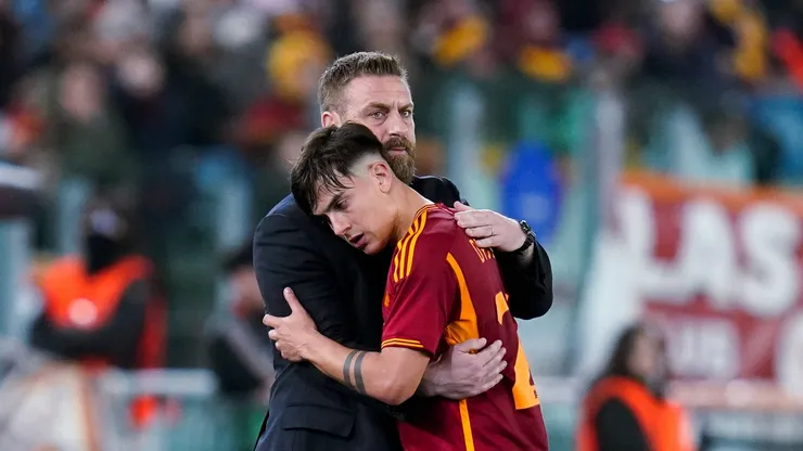 Dybala se queda sin técnico tras salida de De Rossi.