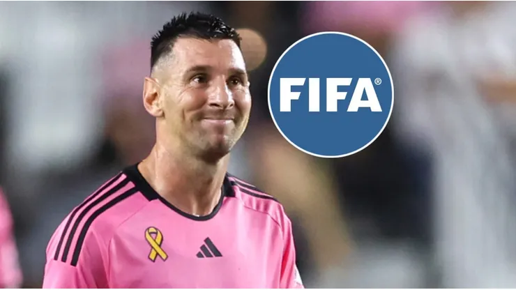 Lionel Messi y el logo de la FIFA.