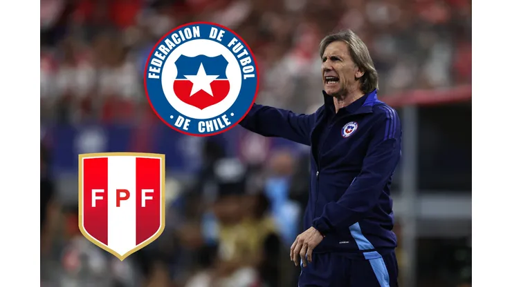 ARLINGTON, TEXAS - JUNE 21: Ricardo Gareca, Head Coach of Chile gives the team instructions during the CONMEBOL Copa America 2024 Group A match between Peru and Chile at AT&T Stadium on June 21, 2024 in Arlington, Texas. (Photo by Omar Vega/Getty Images)